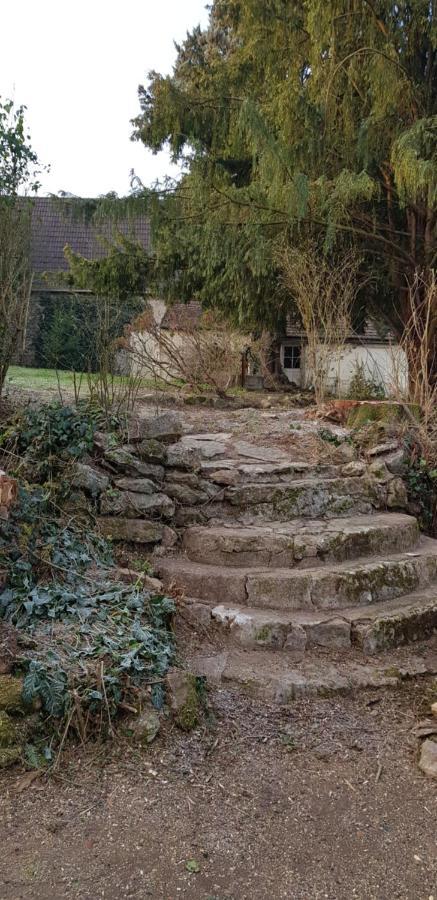 Bed and Breakfast Bleu Bonheur Dennevy Esterno foto