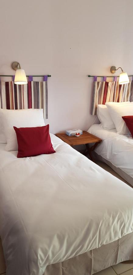 Bed and Breakfast Bleu Bonheur Dennevy Esterno foto