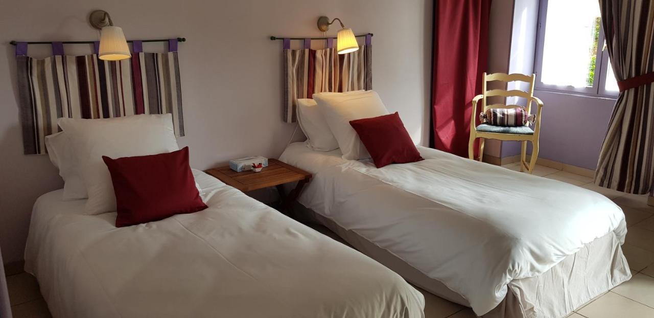 Bed and Breakfast Bleu Bonheur Dennevy Esterno foto